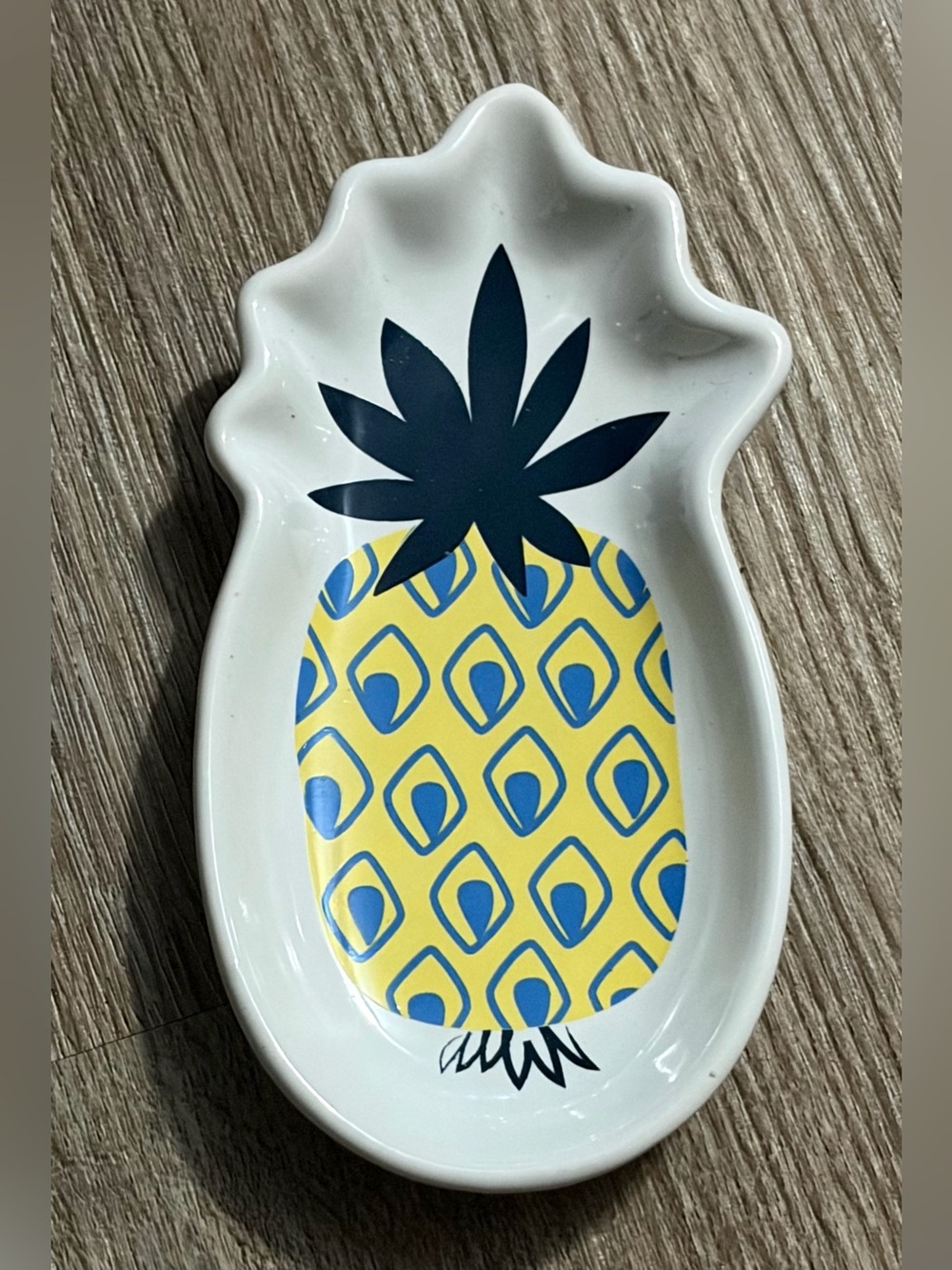 Thirty-One - Pineapple Ceramic Trinket Dish - Yellow & Navy